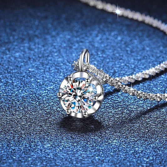 Crown Shaped 2CT Moissanite Pendant Necklace