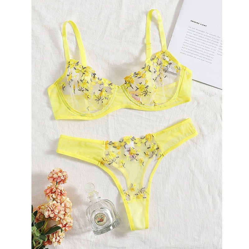 Floral Embroidery Lingerie Set Lace Bra and Thong Set