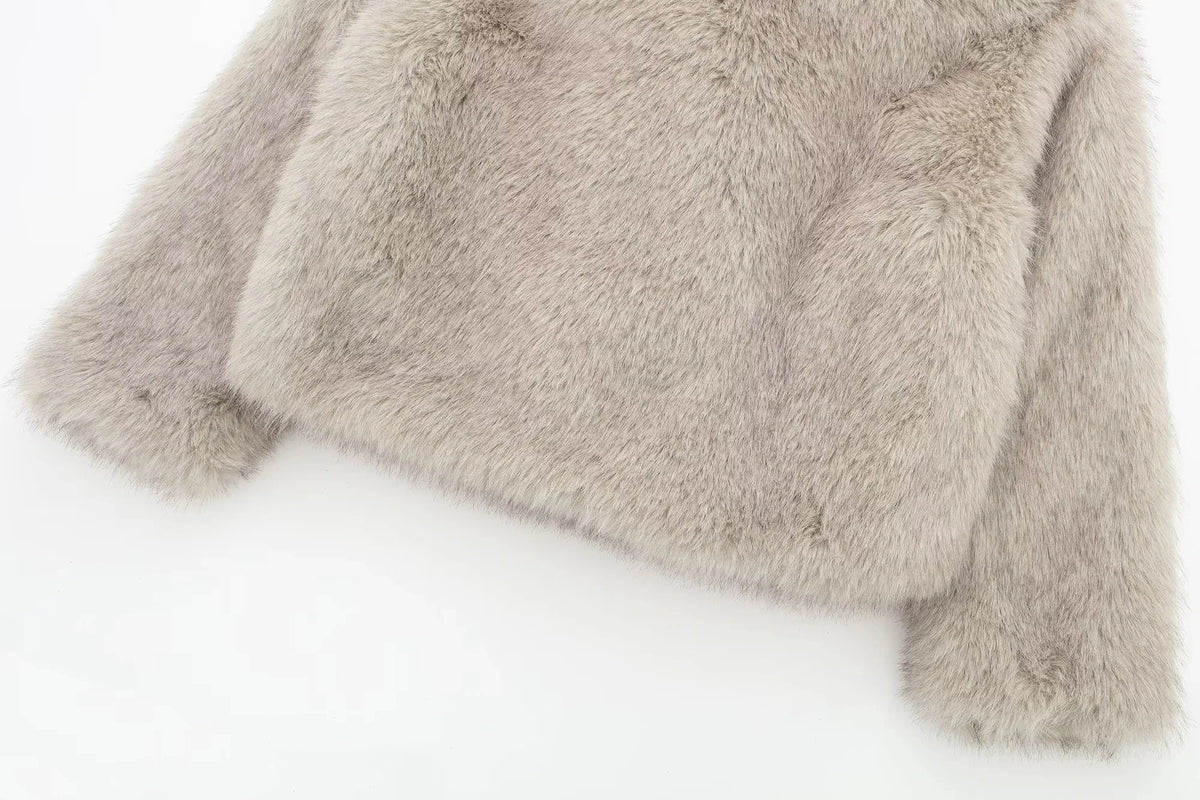 Women's Loose Fur Coat - Medium Length Oversize Fur Coat