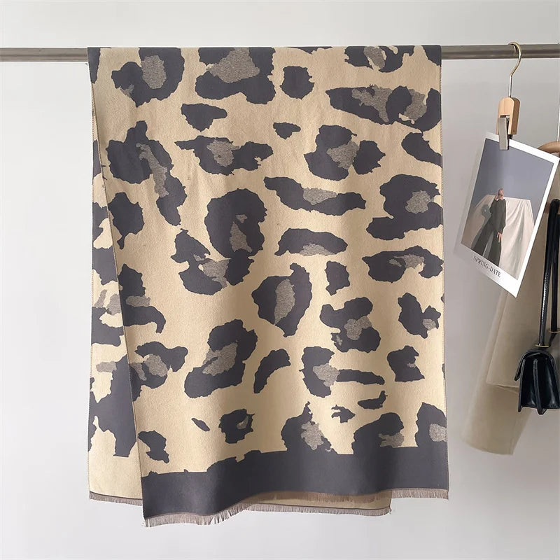 Double-Sided Leopard Cashmere Pashmina Scarf