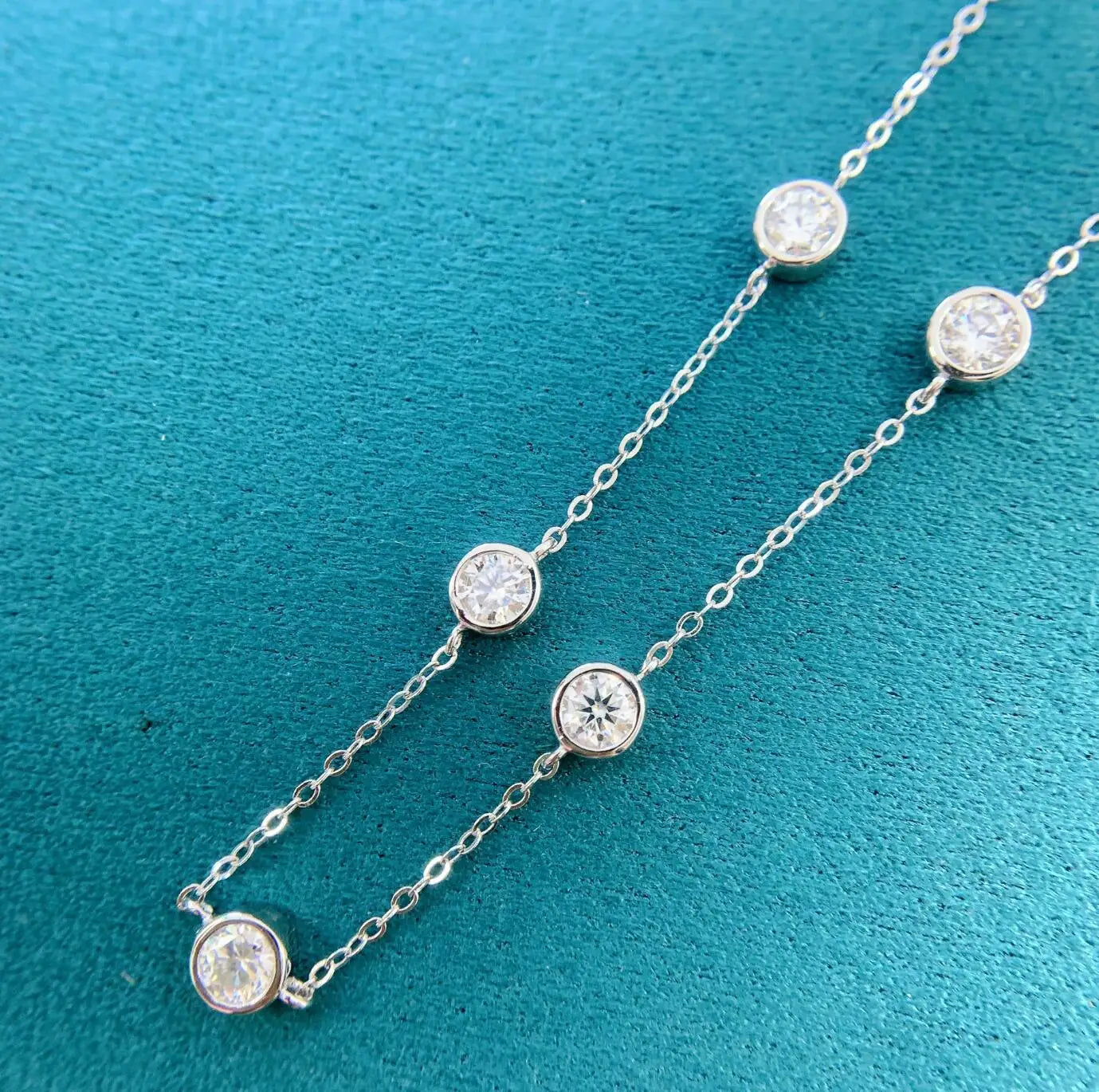 2.5ct Moissanite 5 Stones Moissanite 18k Gold Plated Necklace