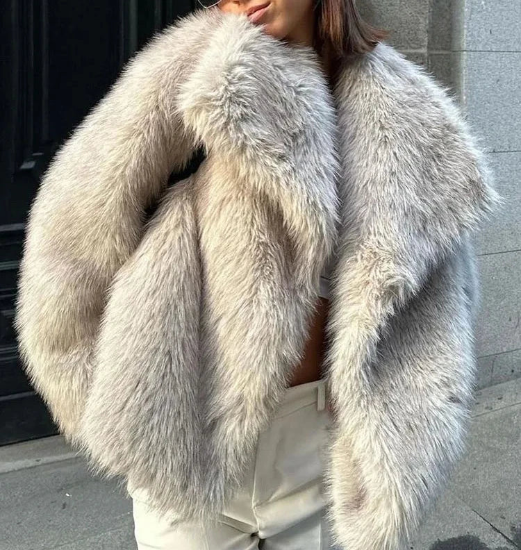 Women's Loose Fur Coat - Medium Length Oversize Fur Coat