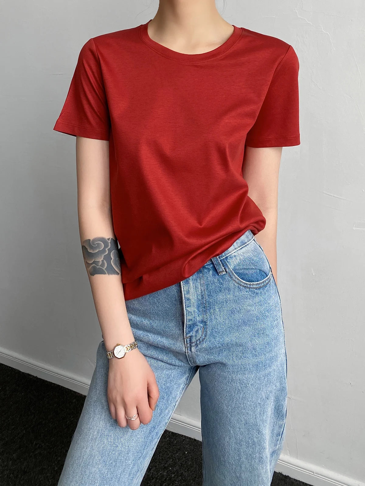 Mulberry Silk Solid Color Round Neckline T-Shirt