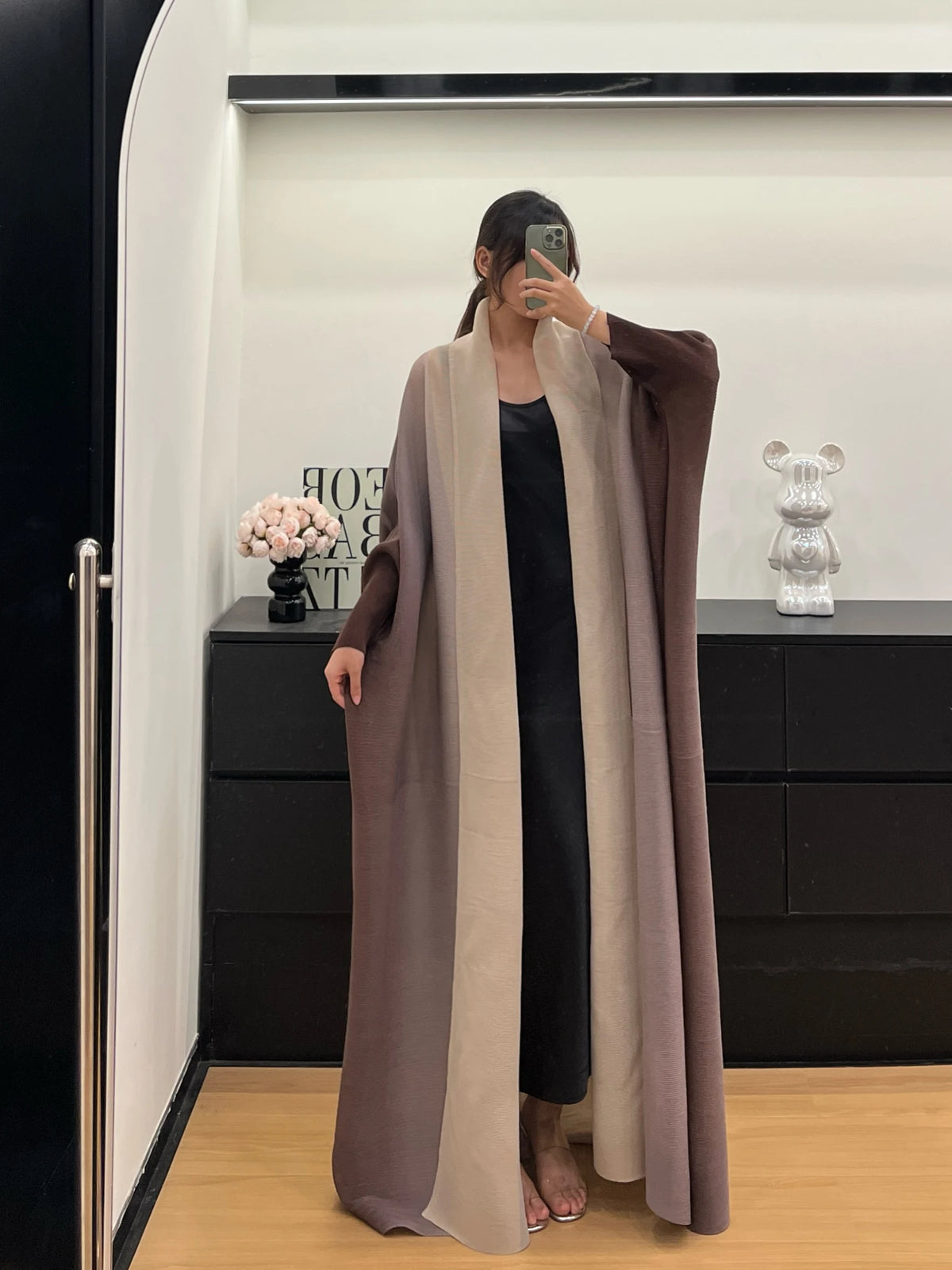 Crinkled Open Front Radiant Abaya – Bat Sleeve Throw-On Cardigan
