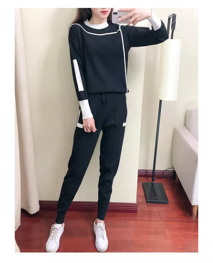 Two Pieces Knitted Round Neckline Sweater and Trousers Set