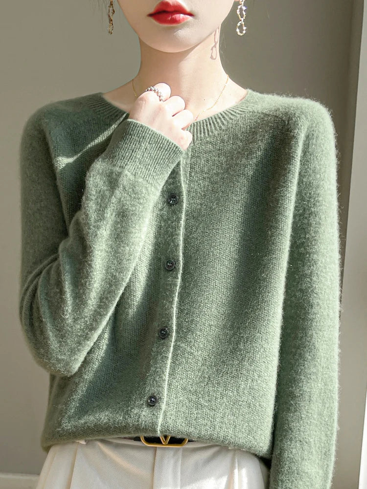 100% Merino Wool Women’s Basic Cardigan