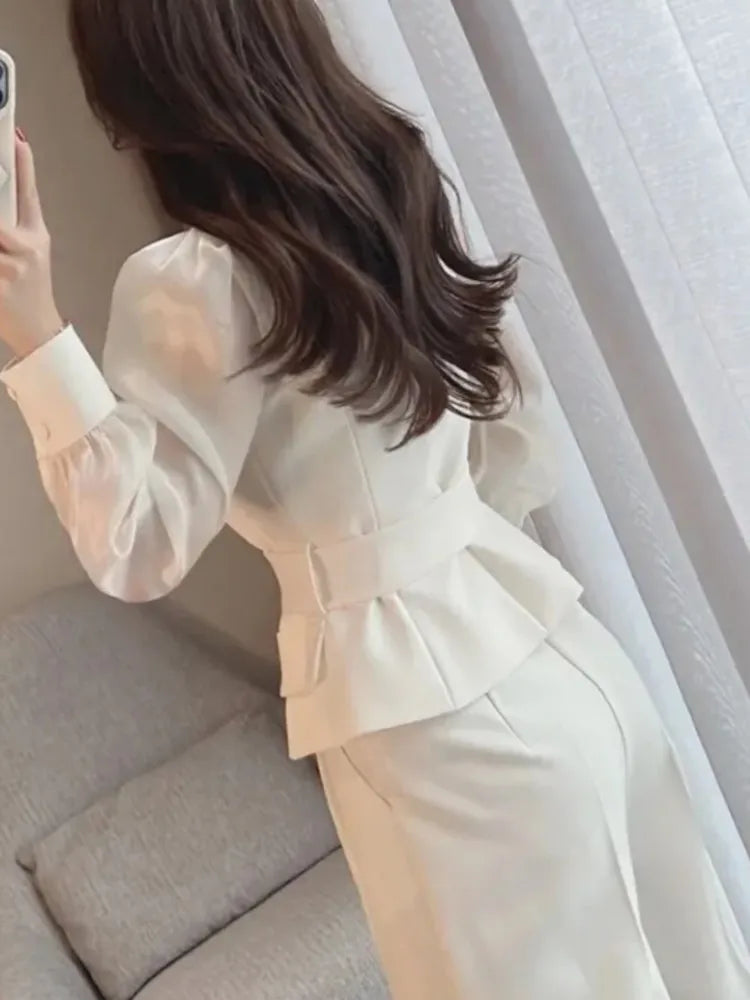 Square Neckline Top and Trousers Semi-Formal White Suit