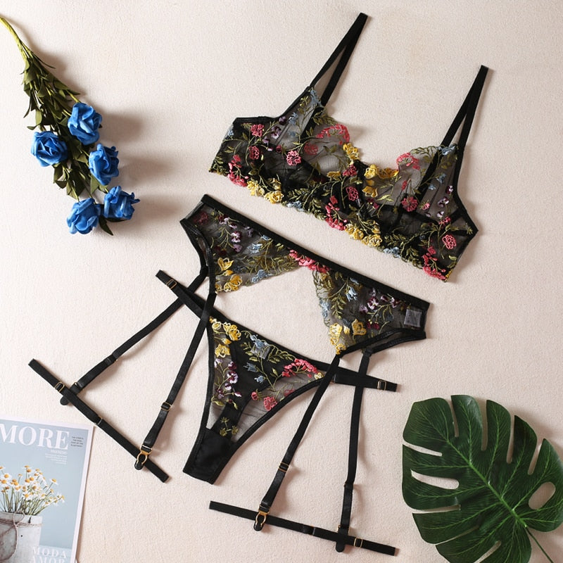 Floral Embroidery Lace 3-Piece Lingerie Set