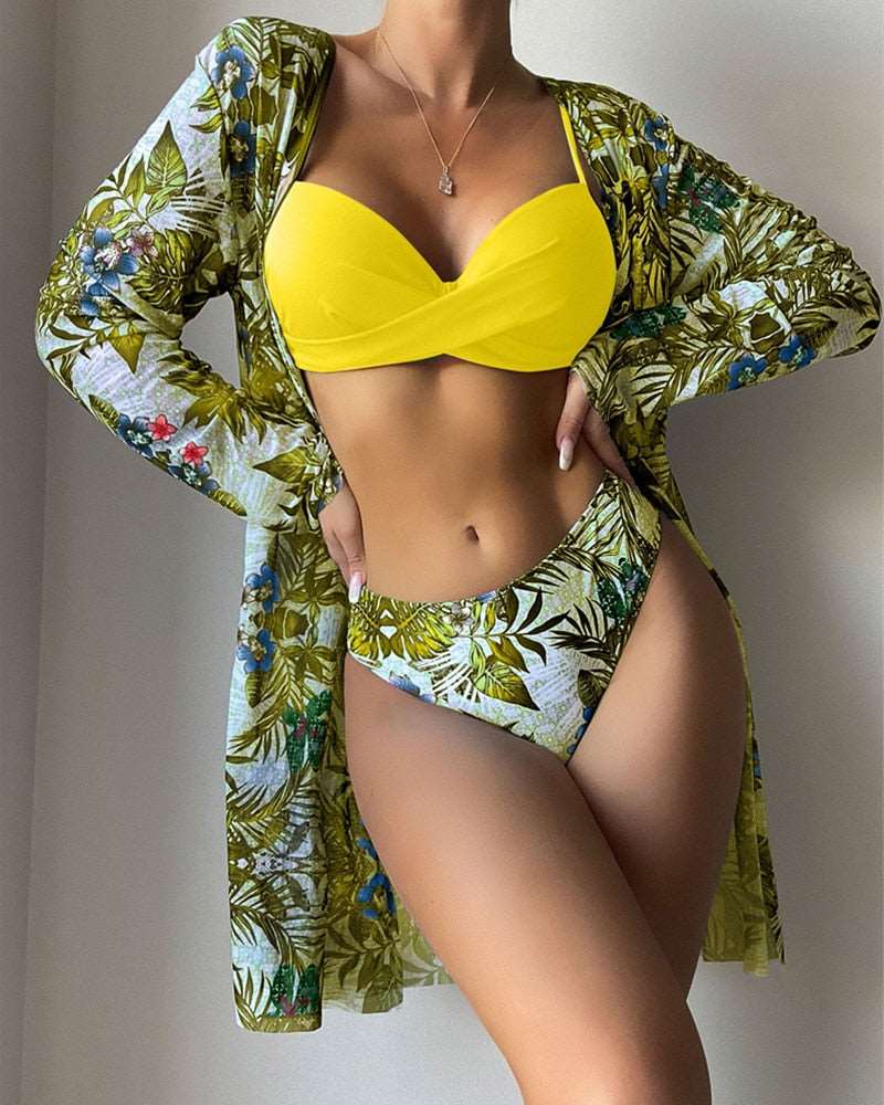 Floral 3 Pieces Low Waist Bikini Set with a Matching Cover-up Kimono