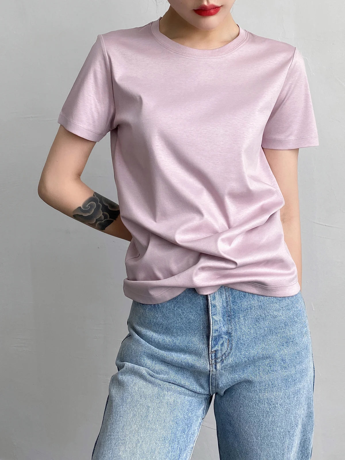 Mulberry Silk Solid Color Round Neckline T-Shirt