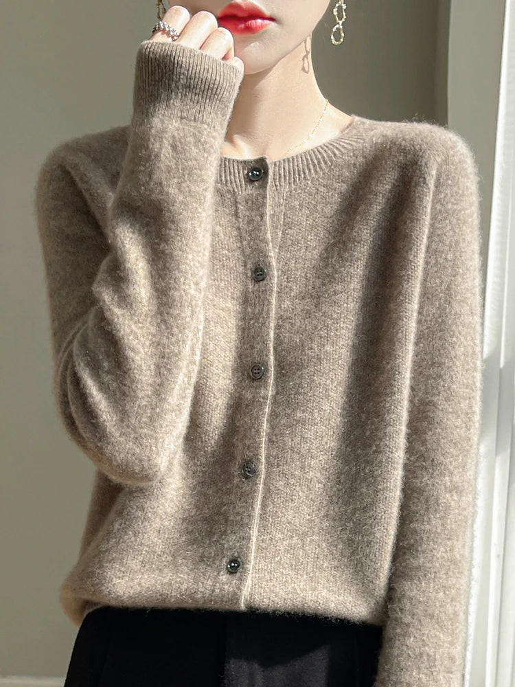 100% Merino Wool Women’s Basic Cardigan
