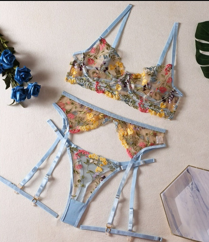 Floral Embroidery Lace 3-Piece Lingerie Set