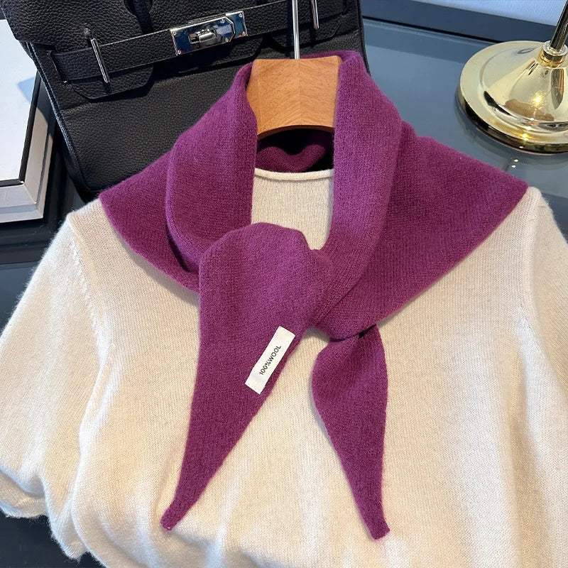 100% Wool Triangular Neck Scarf - Kinnted Scarf