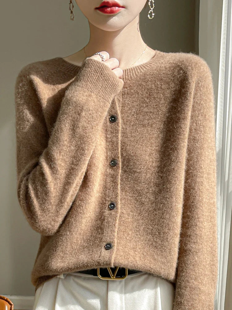 100% Merino Wool Women’s Basic Cardigan