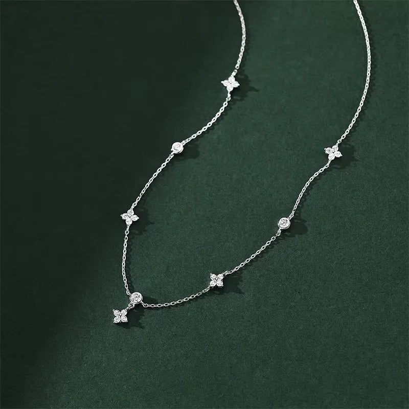 Clover Design Moissanite Necklace - Four-leaf Flower Necklace