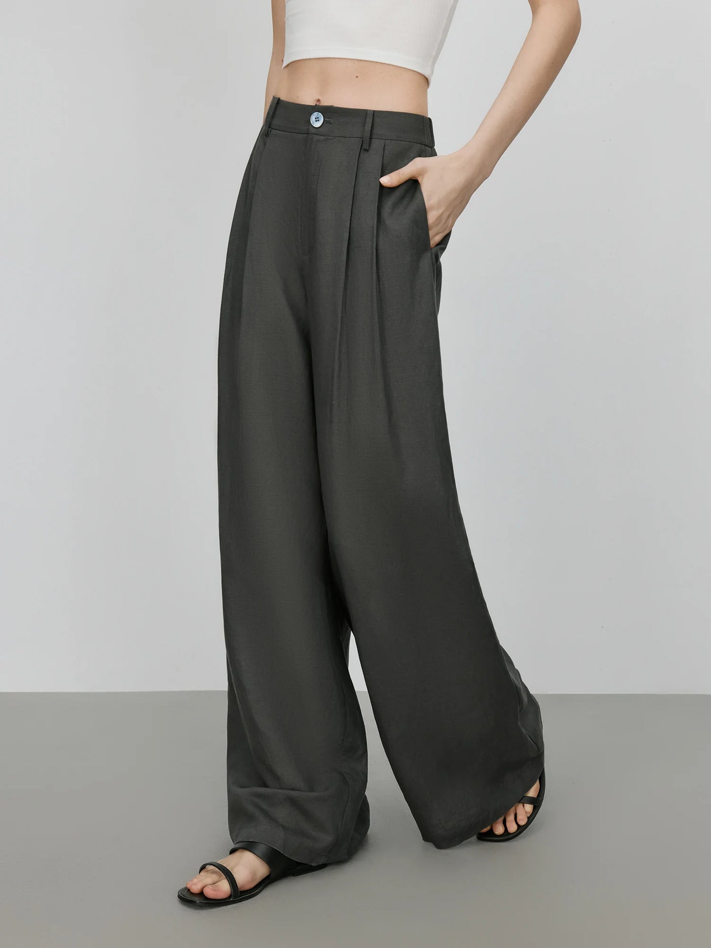 Linen Two-Piece Pants Suit – Sleeveless Top & Wide-Leg Trousers